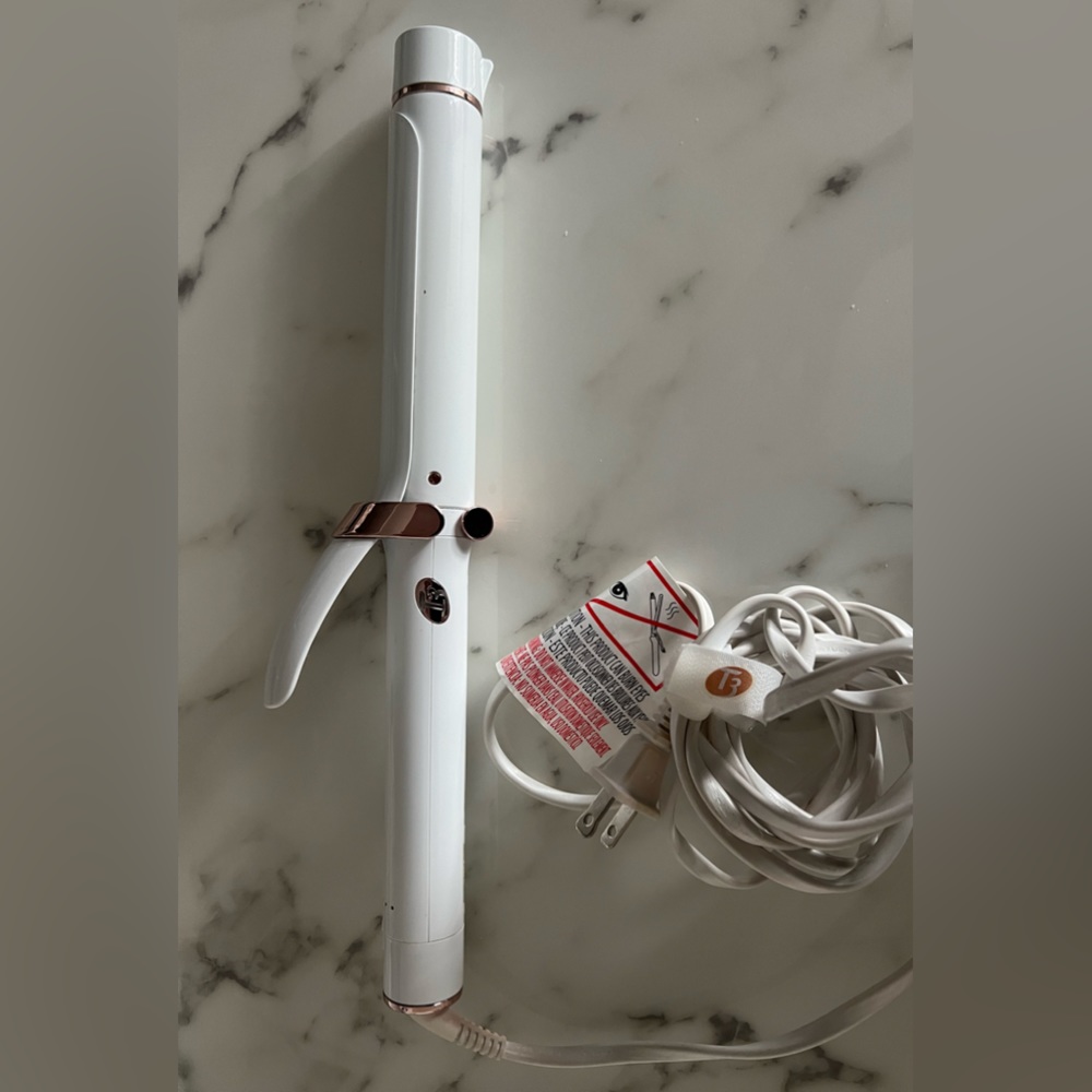 T3 SinglePass Curl 1.25" Curling Iron